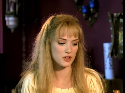 1990_-_Edward_Scissorhands_On_Set_Interview_mp43185.jpg