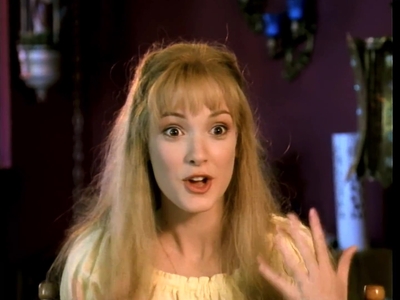 1990_-_Edward_Scissorhands_On_Set_Interview_mp43192.jpg