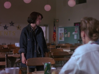 1990_-_Welcome_Home_Roxy_Carmichael_mp42979.jpg