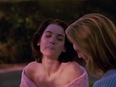 1990_-_Welcome_Home_Roxy_Carmichael_mp45532.jpg