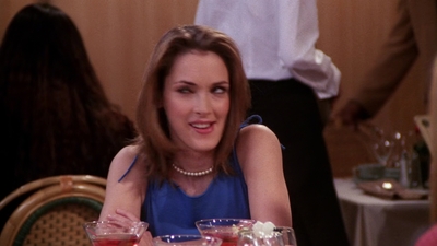2001_Friends_S07E20_mp42080.jpg