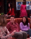 2001_Friends_S07E20_mp41432.jpg