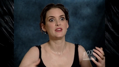 2010_-_Black_Swan_-_Making_of_a_MASTERPIECE_mp46580.jpg