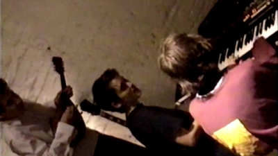 2011_-_Ben_Lee_-_Catch_My_Disease_mp40020.jpg
