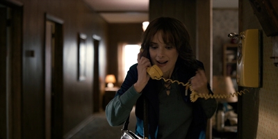 Stranger_Things_S01E01_mp40726.jpg