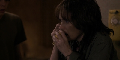 Stranger_Things_S01E01_mp42678.jpg