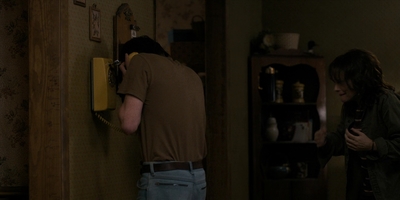 Stranger_Things_S01E01_mp42689.jpg