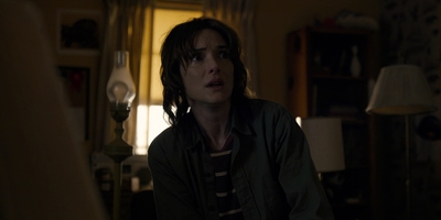 Stranger_Things_S01E03_mp46318.jpg
