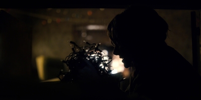 Stranger_Things_S01E03_mp48368.jpg