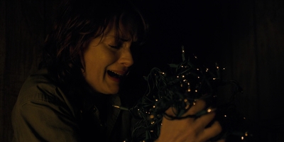 Stranger_Things_S01E03_mp48416.jpg
