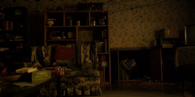 Stranger_Things_S01E03_mp48432.jpg