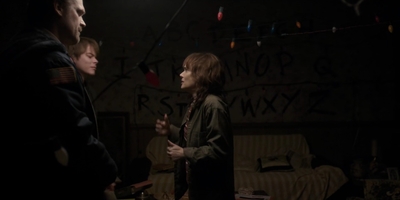 Stranger_Things_S01E04_mkv0120.jpg