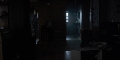 Stranger_Things_S01E04_mkv0320.jpg