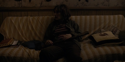 Stranger_Things_S01E04_mkv0491.jpg