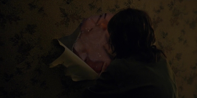 Stranger_Things_S01E04_mkv2386.jpg