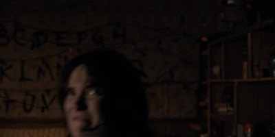 Stranger_Things_S01E04_mkv2463.jpg