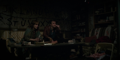Stranger_Things_S01E05_mp43071.jpg