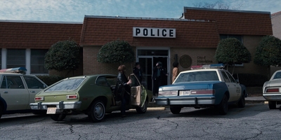 Stranger_Things_S01E07_mp42992.jpg