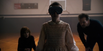 Stranger_Things_S01E07_mp44468.jpg