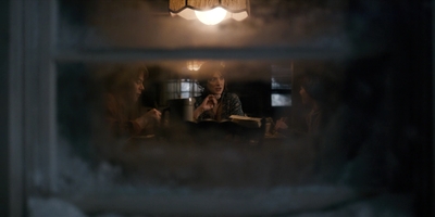 Stranger_Things_S01E08_mp48081.jpg