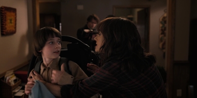 Stranger_Things_S02E02_mp41738.jpg