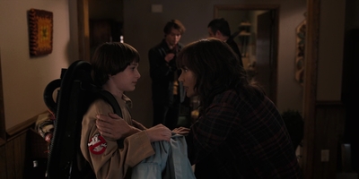 Stranger_Things_S02E02_mp41740.jpg