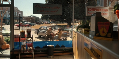 Stranger_Things_S02E03_mp44080.jpg