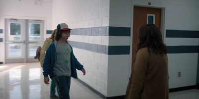 Stranger_Things_S02E04_mp40029.jpg