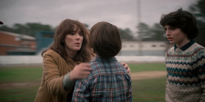 Stranger_Things_S02E04_mp40046.jpg