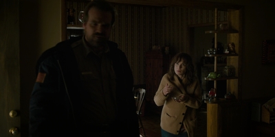 Stranger_Things_S02E04_mp41223.jpg