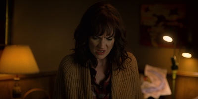 Stranger_Things_S02E04_mp41834.jpg