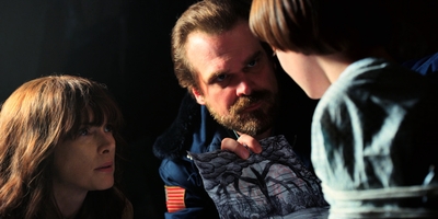 Stranger_Things_S02E08_mp42350.jpg