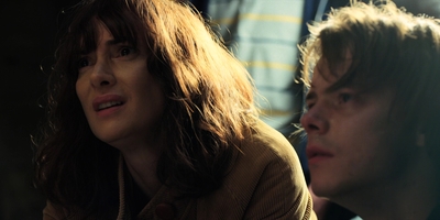 Stranger_Things_S02E08_mp42596.jpg