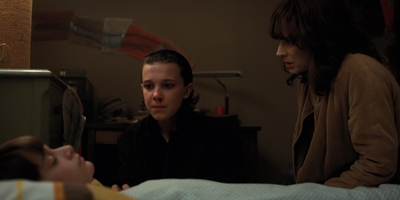 Stranger_Things_S02E09_mp43157.jpg