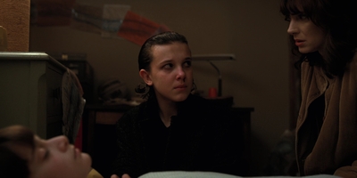 Stranger_Things_S02E09_mp43161.jpg