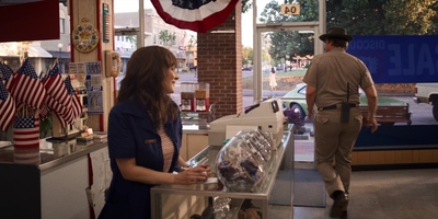 Stranger_Things_S03E02_mp43295.jpg