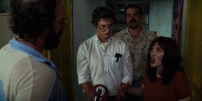 Stranger_Things_S03E05_mp44972.jpg