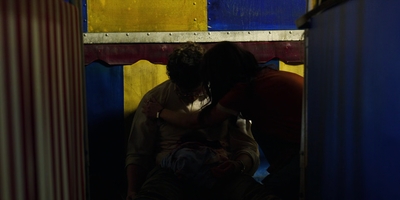 Stranger_Things_S03E07_mp45916.jpg