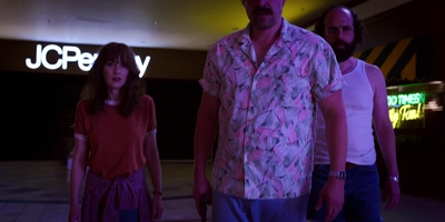Stranger_Things_S03E08_mp46532.jpg