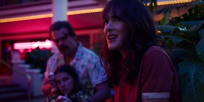 Stranger_Things_S03E08_mp46582.jpg