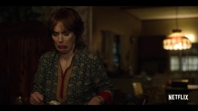 2016_-_Stranger_Things_Season_1_Bloopers_mp48180.jpg