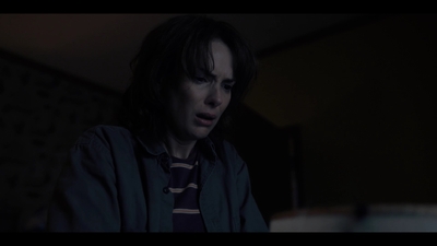 2016_-_Stranger_Things_Season_1_Featurette_01_mp48471.jpg