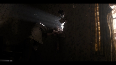 2016_-_Stranger_Things_Season_1_Featurette_01_mp48666.jpg