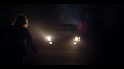 2016_-_Stranger_Things_Season_1_Featurette_01_mp48696.jpg