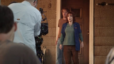 2016_-_Stranger_Things_Season_1_Featurette_02_mp48990.jpg