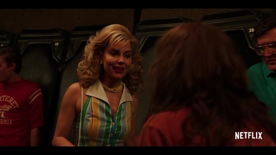 2019_-_Stranger_Things_Season_3_Bloopers_mp49723.jpg