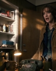 Stranger_Things_S01E01_mp41022.jpg
