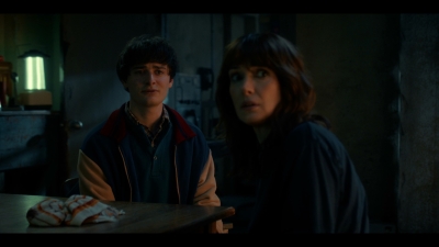Stranger_Things_S05E02_mkv1043.jpg