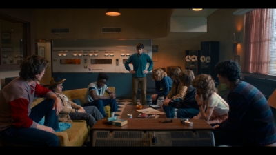 Stranger_Things_S05E03_mkv0910.jpg