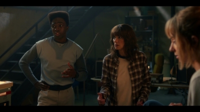 Stranger_Things_S05E04_mkv1097.jpg